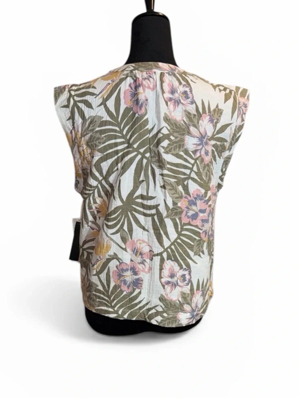 NWT Tropical Floral Resort Blouse Medium Vacation Cruise Coastal Grandma Top - Picture 2 of 6